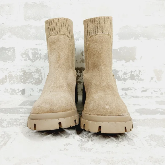 NEW Steve Madden Shoes Hayle Sand Suede Heeled Ankle Chelsea Boots i107 - Picture 4 of 10